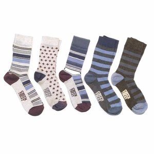 GREEN TREAT -- FIVE PAIRS OF MEN'S CREW SOCKS NEW
